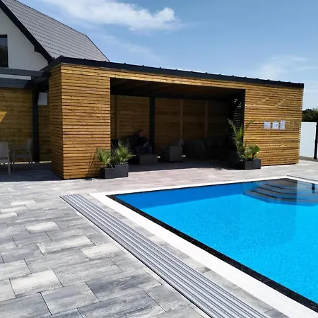 Cottages, Pool, Air Conditioning Vakantiehuis *